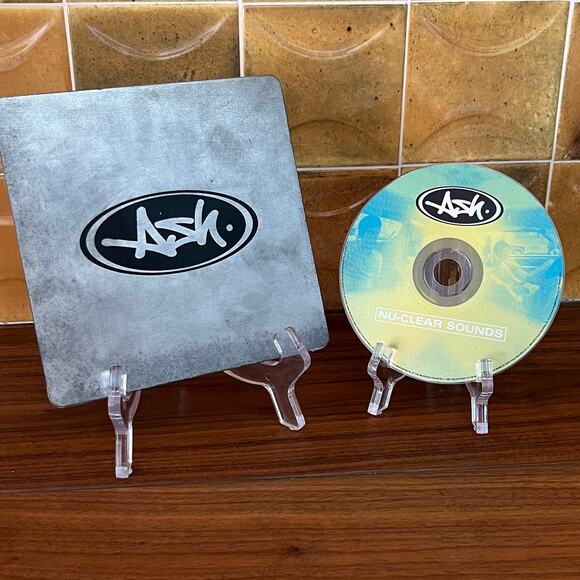Ash Nu-Clear Sounds Magnetic Metal Cover CD 1998 Infectious Records UK Promo - Picture 1 of 7